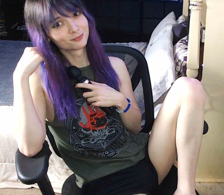 Erynmelts star exclusive photos