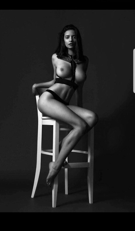 alexandra Domnita hot model image