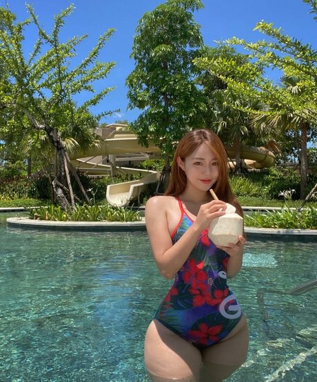 moon fit_ pornstar naked galleries