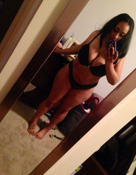 beautifulflowerchild model nice photo