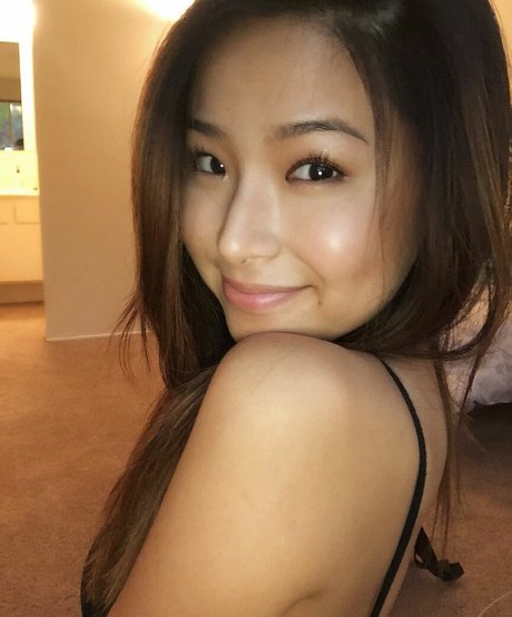 Mimi Furu pornstar xxx img