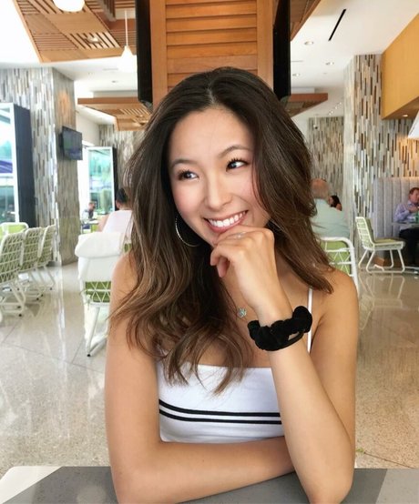 Mimi Furu nudes model picture