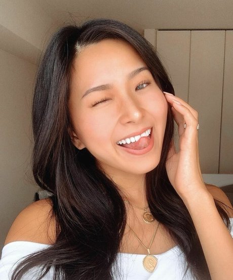 Mimi Furu sexy pornstar pictures