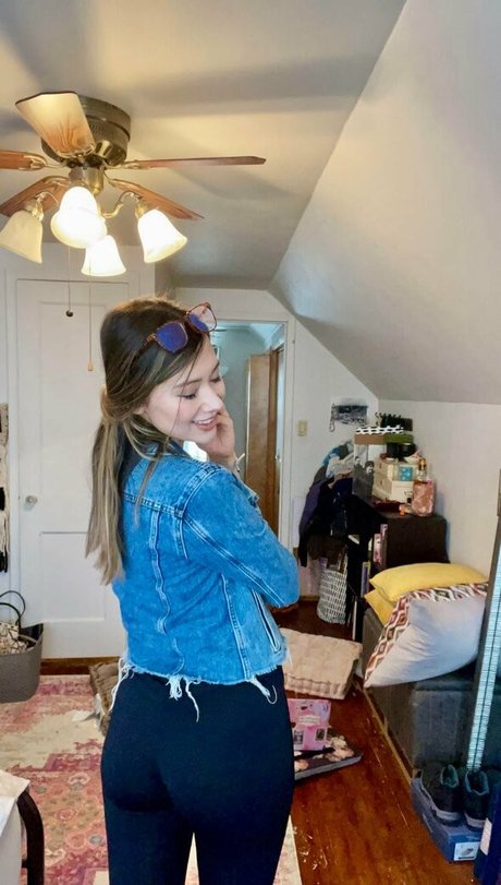 MoreLaceyisanerd best star img