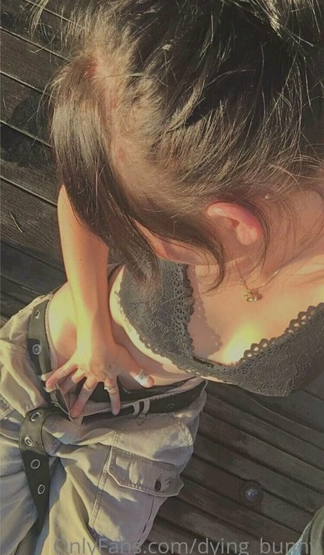 Dying bunny model naked photos