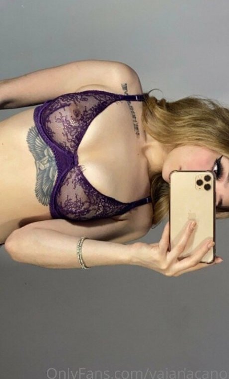 Yajanacano nude model img