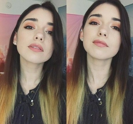 Shubble pornographic model gallery