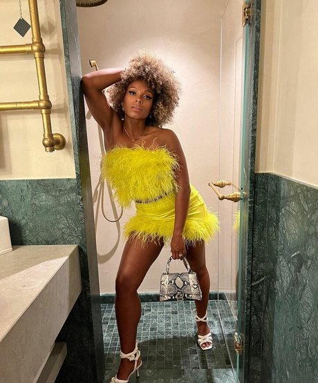 Fleur East sex pornstar pic