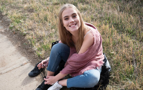 Emma Skau model high quality pic