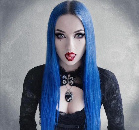 BlueAstrid model art pic