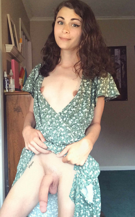 Jelly Donut nude pornstar pics