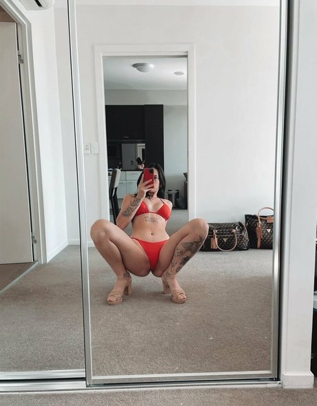 Diesel Dana high quality model pic