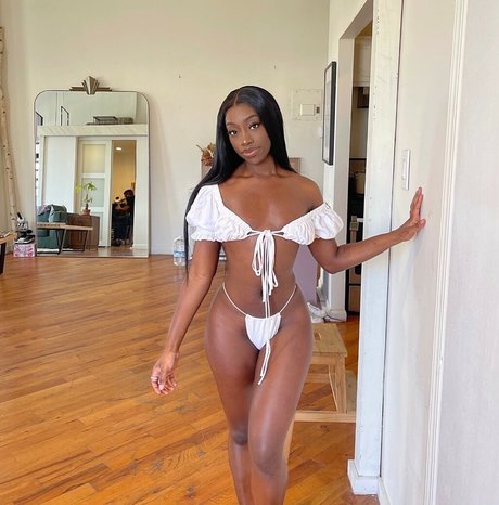 bribriann6722 top actress photos