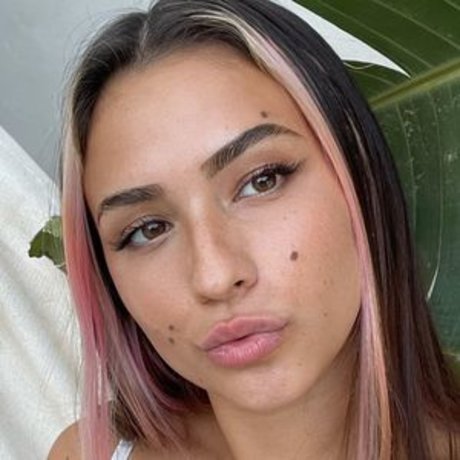 LavaGirl nude actress photos