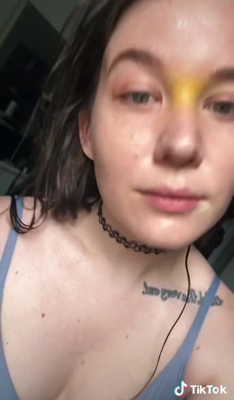 Aayley nice star picture