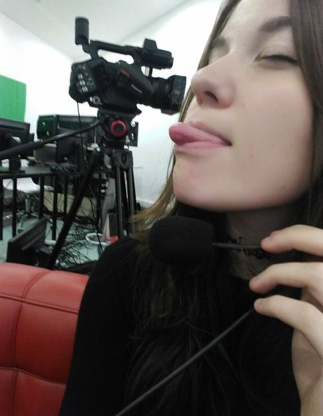 Aayley pornstar pretty picture