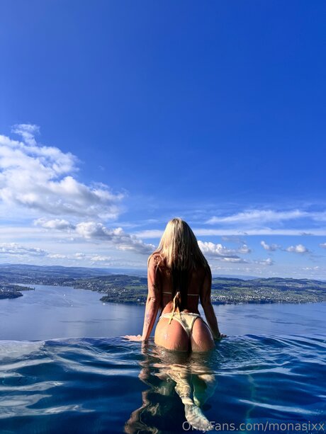 monasixx star beautiful pic