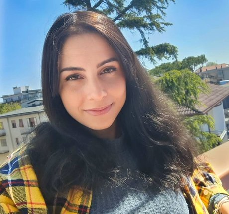 Kurolily sexy actress pics