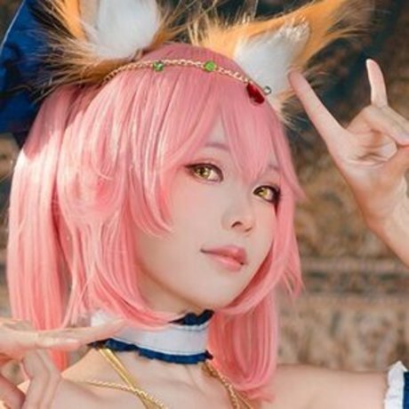 Ely Cosplayer model exclusive picture