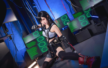 Ely Cosplayer Profile pic