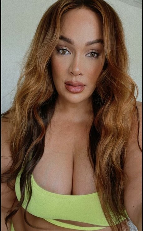 Lina Fanene hot pornstar image