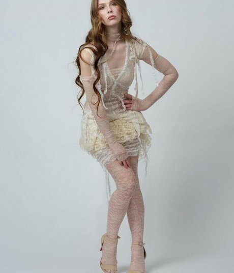 Beatrixbabe model erotic photos