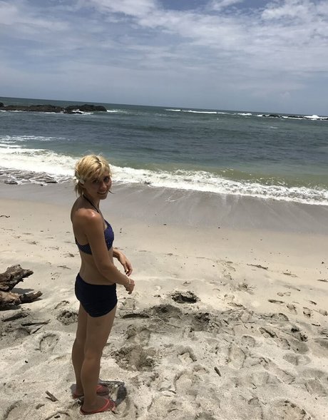 Lindsey Doe beautiful star pic