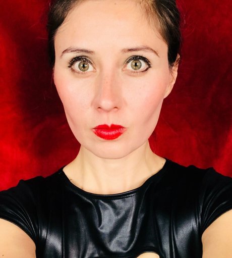 Lindsey Doe pornstar pretty gallery