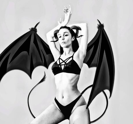 Dinkakay free model image