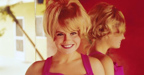 Joey Gibson star nude photo