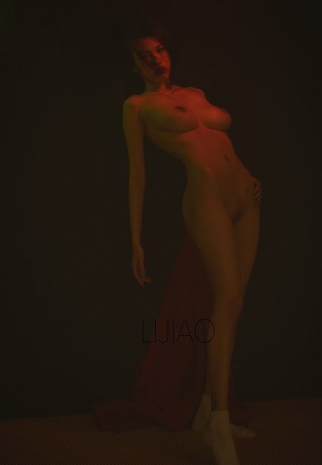 Mavis Pan model high quality pic