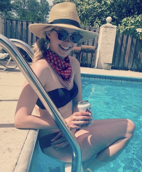 Alternative Pasta model naked photos