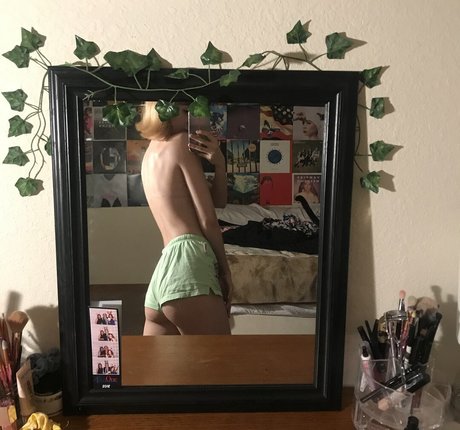 Dinkhoe exclusive model archive