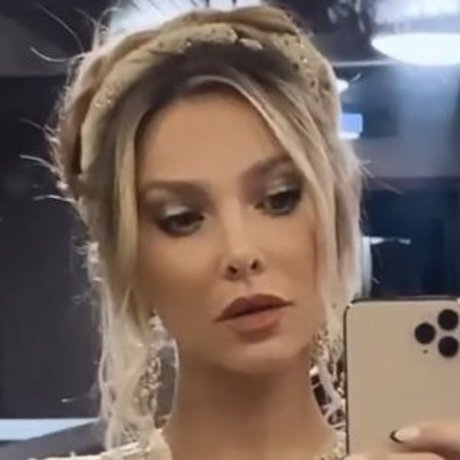 Sophie Hermann xxx model photos