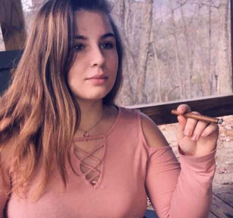 Elsalmorton Profile pic