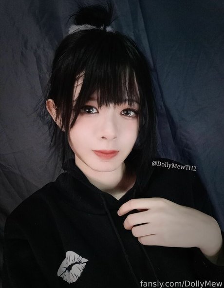 DollyMew hd actress photos