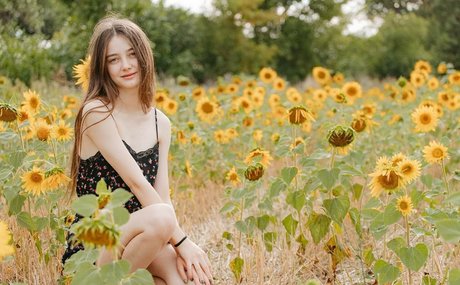 Anna Loisa erotic actress picture