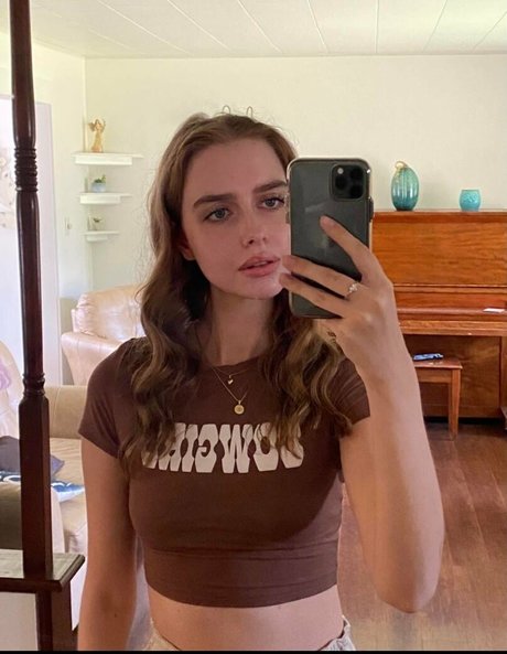 BlondeLindsayLohan star free pictures