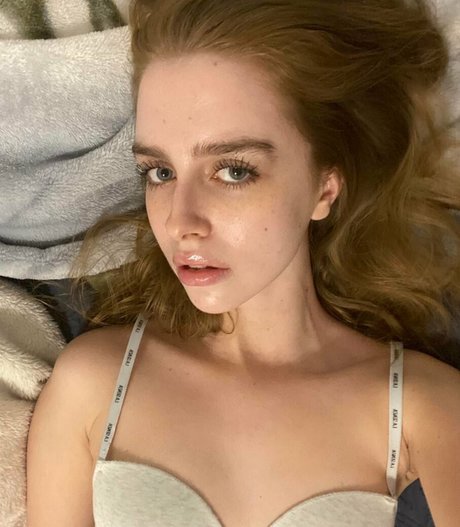 BlondeLindsayLohan pornstar top image