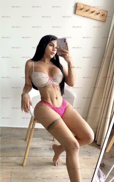 Aylin Uscanga pornstar img