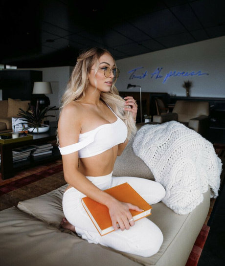 Ambrielle pornstar high quality img