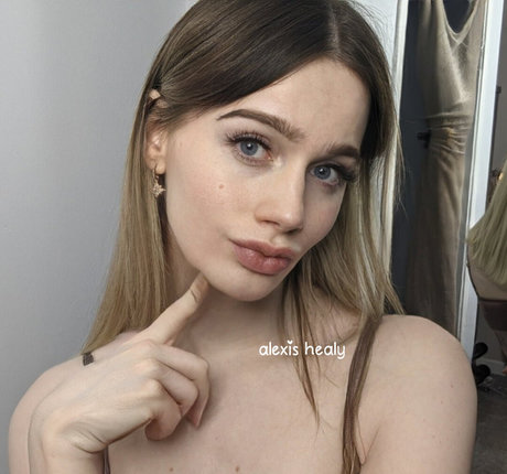 AlexisHealy nudes actress gallery