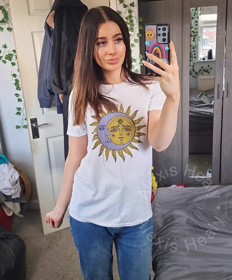 AlexisHealy model pretty images