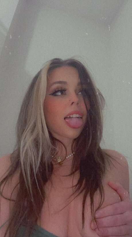 Daniinsfw sex model pictures