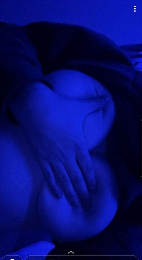 Itsadelecash pornstar exclusive photo