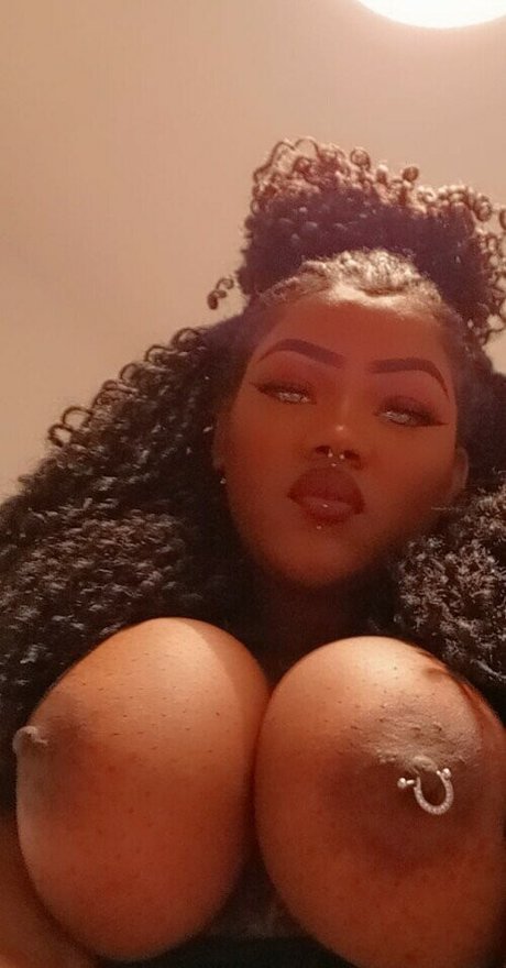 Leka E Juu exclusive actress pic