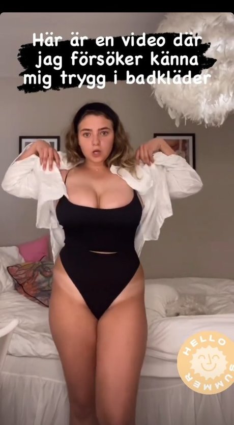 Amelia Tidd xxx pornstar photos