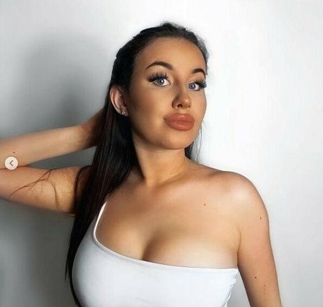 Kate Patterson sexy pornstar images