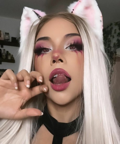 Katnnipp nude actress picture