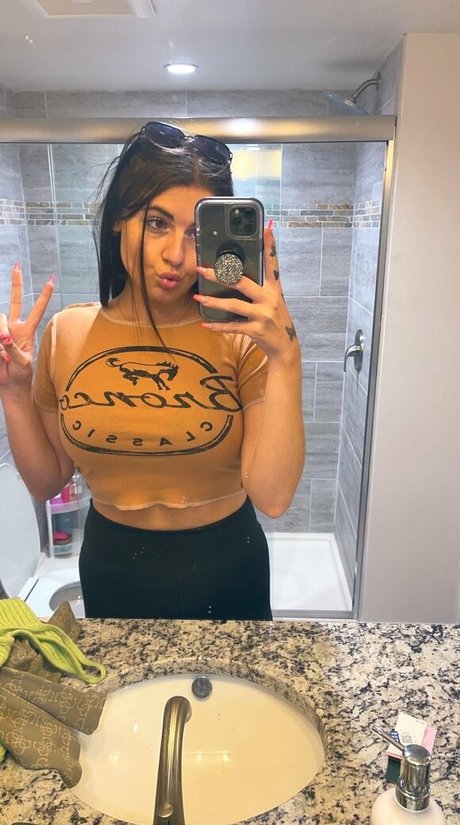 Sugarrlips pornstar nudes img